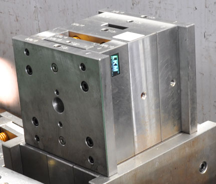 plastic injection mold