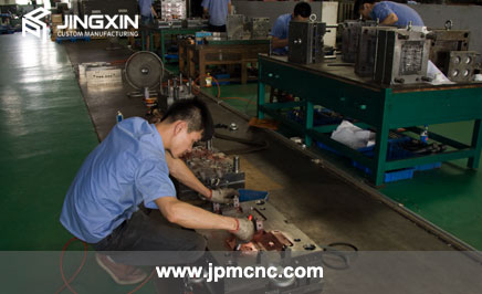 plstic-injection-molding-companies