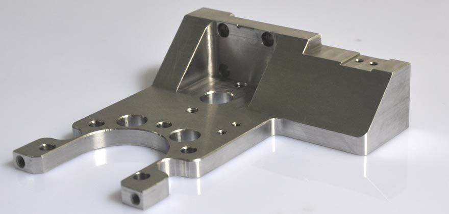 CNC precision milling